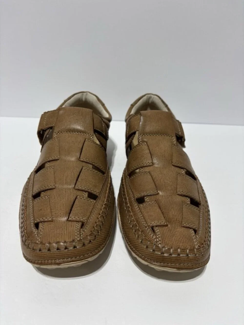 GBX Men’s Sentaur Brown Leather Slip-On Sport Sandals, Size 10.5 M